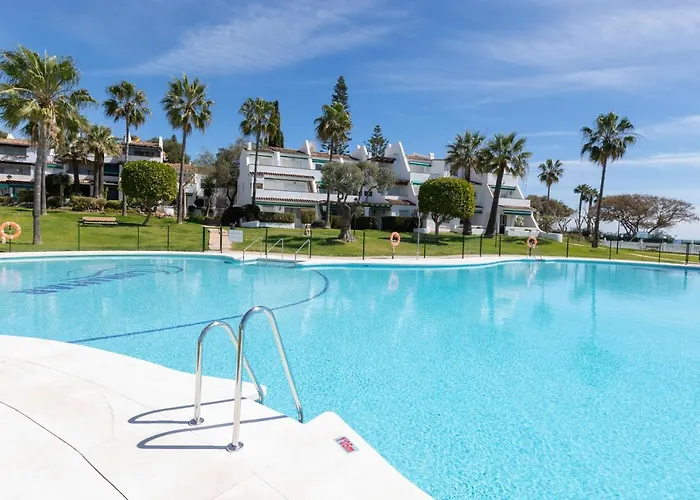 Lunamar Apartment