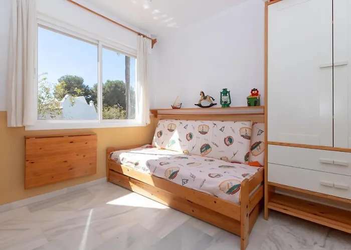 Lunamar Apartment *